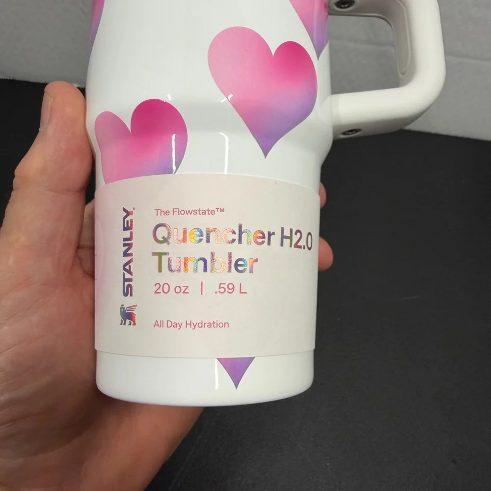 Stanley Quencher H2.0 Tumbler with Pink and Purple Hearts - Picture 2 of 5